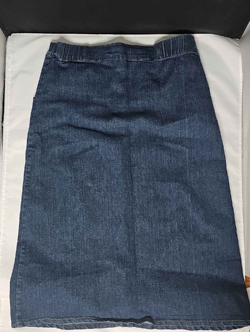 Button-Front Dark Denim Midi Skirt - Picture 2 of 4